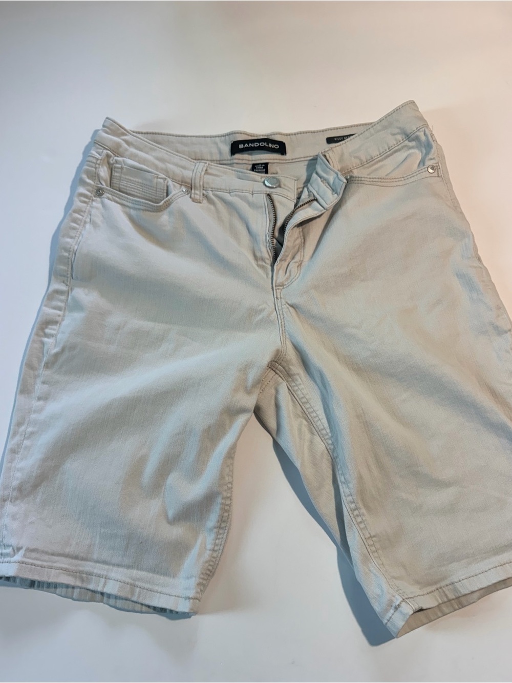 Bandolino Women’s Light Grayish Tan Bermuda Shorts